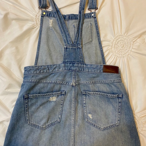 Overall - Picture 2 of 2